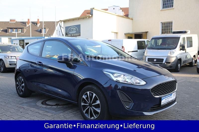 Blau Gebraucht 2017 Ford Fiesta Trend Kleinwagen | 7.600 € (Guter Preis) - Bild 1/3