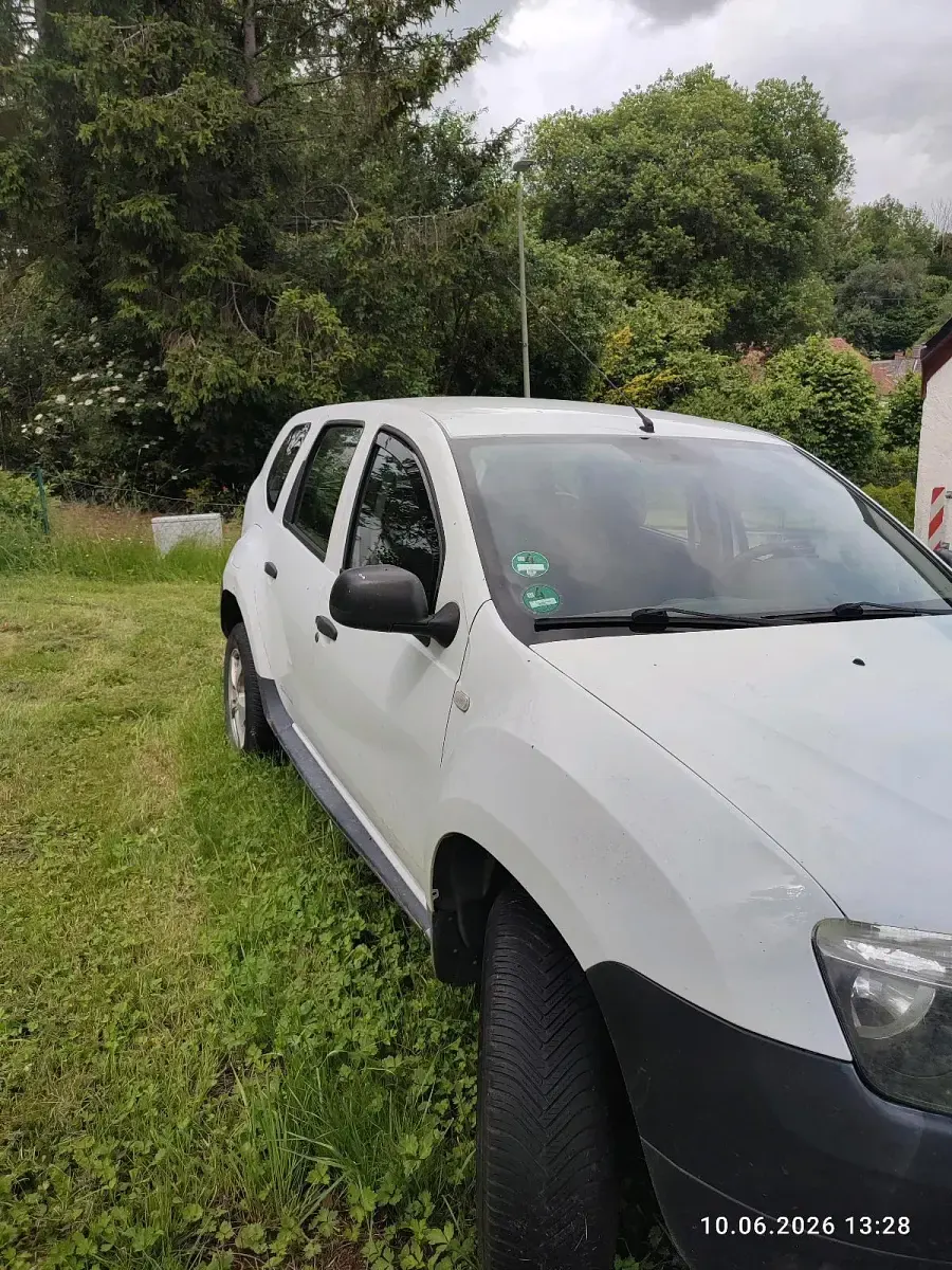 Gebraucht Dacia Duster 105 PS (77 kW) 2011 Weiß SUV