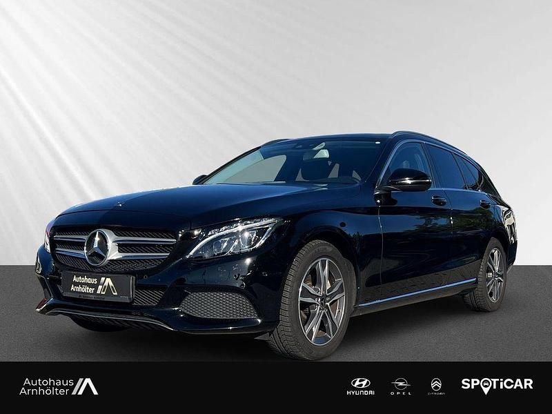 Schwarz Gebraucht 2018 Mercedes C200 Limousine | 20.990 € (Superpreis) - Bild 1/4