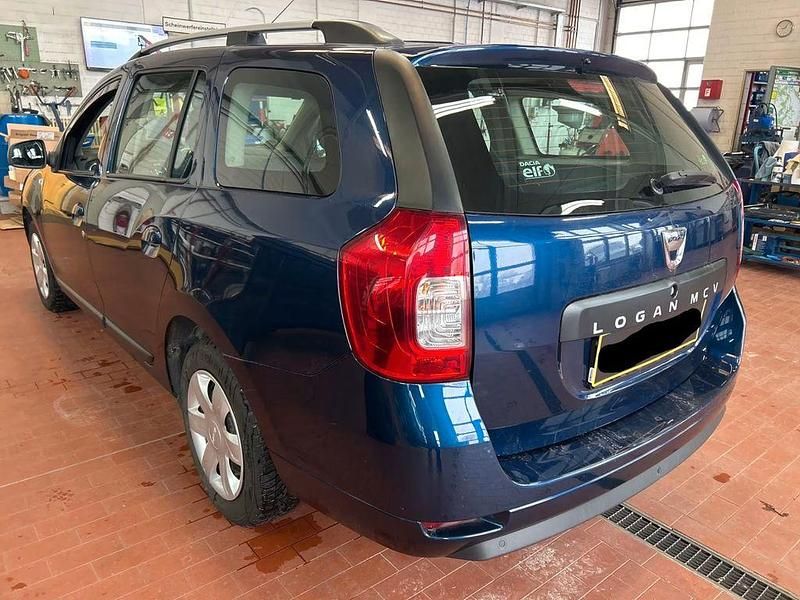 Gebraucht Dacia Logan MCV Celebration 90 PS (66 kW) 2015 Blau Kombi