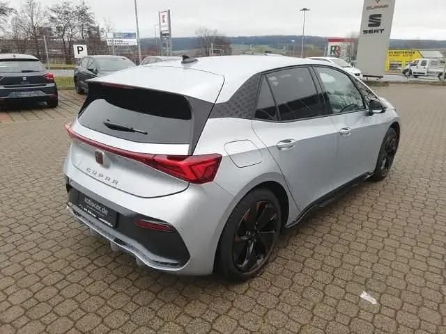 Second-hand Cupra Born 169 kW (231 CP) 2024 Argintiu Hatchback
