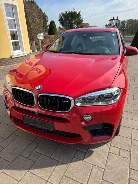 Rot Gebraucht 2018 BMW X6 M Performance SUV | 55.000 € (Fairer Preis) - Bild 1/4