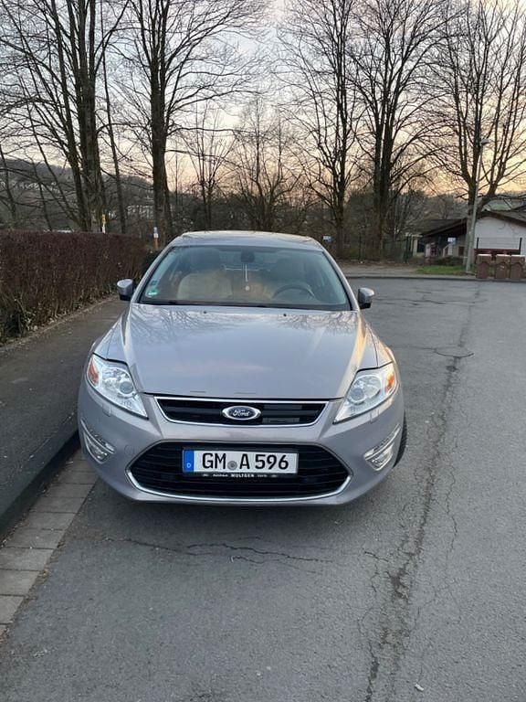 Używany Ford Mondeo Titanium X 203 KM (149 kW) 2013 Srebrny Sedan/Limuzyna
