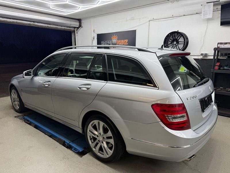 Gebraucht Mercedes C200 Avantgarde 184 PS (135 kW) 2011 Silber Kombi