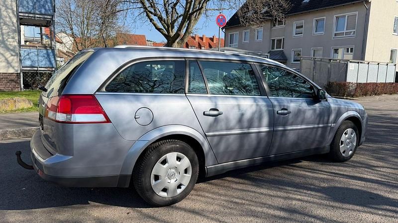 Gebraucht Opel Vectra 150 PS (110 kW) 2005 Silber Kombi