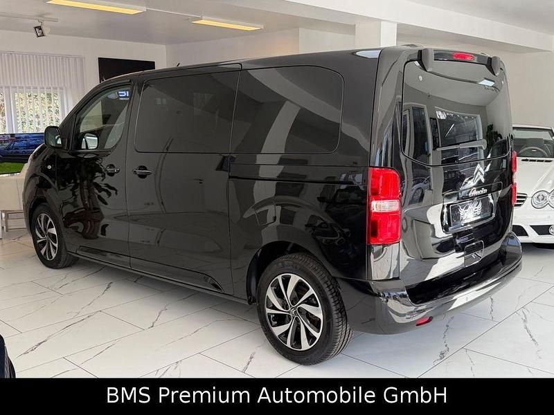Gebraucht Citroën Spacetourer Shine 179 PS (131 kW) 2017 Schwarz Van / Kleinbus