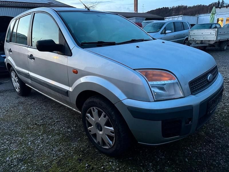 Gebraucht Ford Fusion 80 PS (58 kW) 2008 Grau Kleinwagen