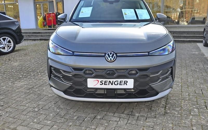 Neu VW T-Roc Style 116 PS (85 kW) 2026 Grau SUV