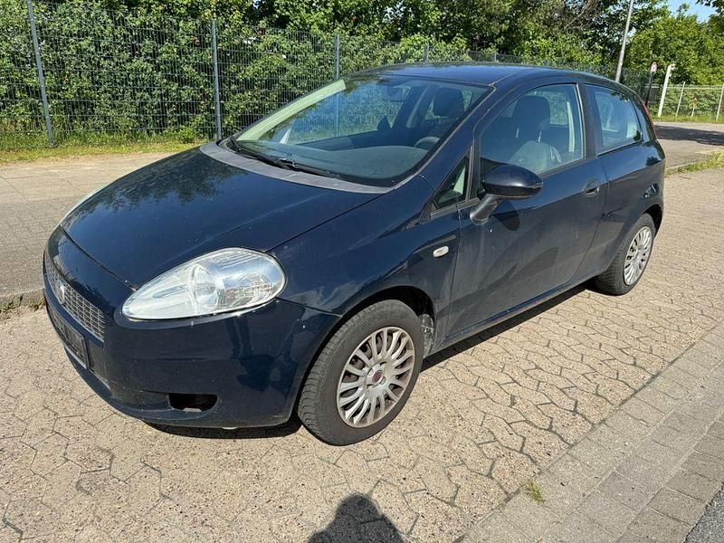 Schwarz Gebraucht 2009 Fiat Grande Punto Kleinwagen | 599 € (Superpreis) - Bild 1/4