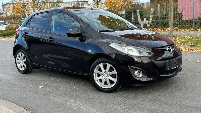 Gebraucht Mazda 2 Active 75 PS (55 kW) 2011 Schwarz Limousine