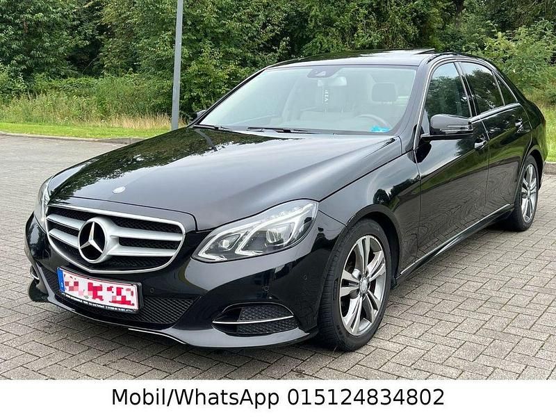 Gebraucht Mercedes E220 Avantgarde 170 PS (125 kW) 2016 Schwarz Limousine