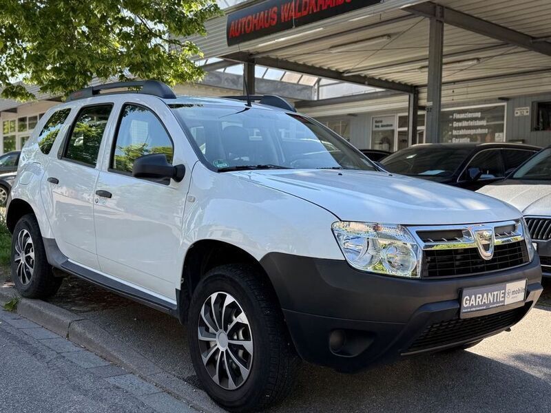 Weiß Gebraucht 2012 Dacia Duster Ambiance SUV | 5.490 € (Fairer Preis) - Bild 1/4