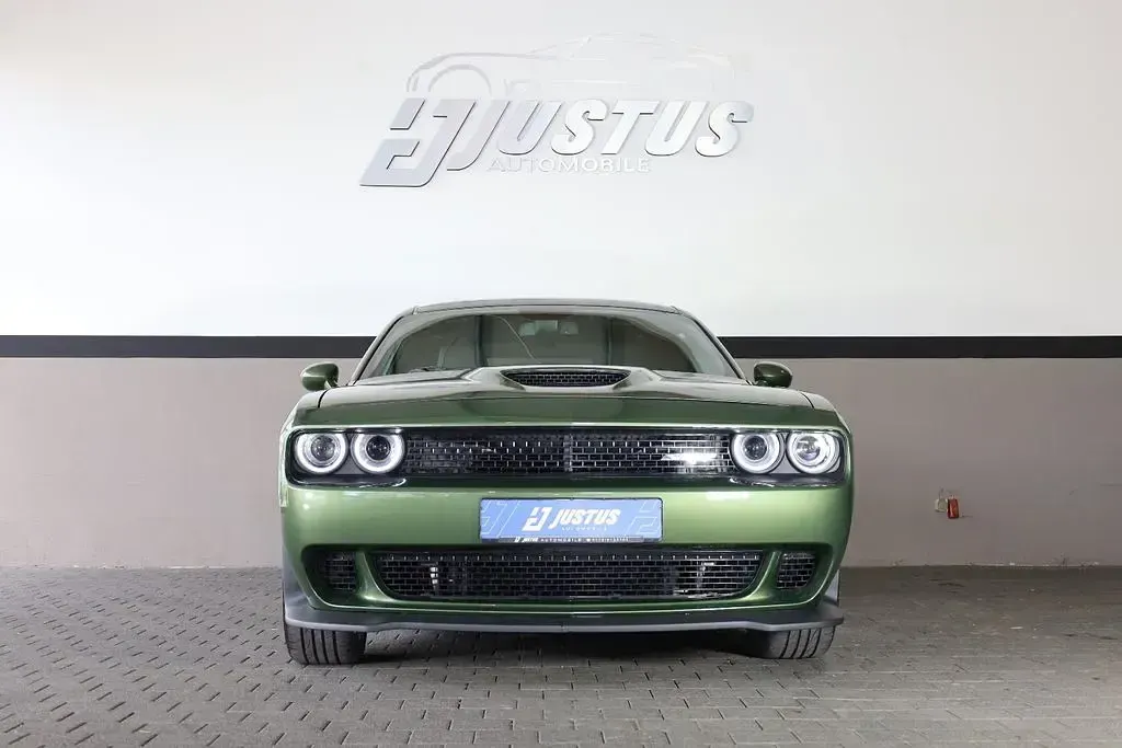 Gebraucht Dodge Challenger SXT 309 PS (227 kW) 2020 Grün Coupé