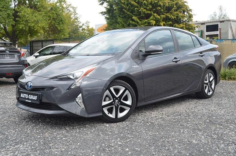 Braun Gebraucht 2016 Toyota Prius Comfort Kleinwagen | 15.490 € (Fairer Preis) - Bild 1/4