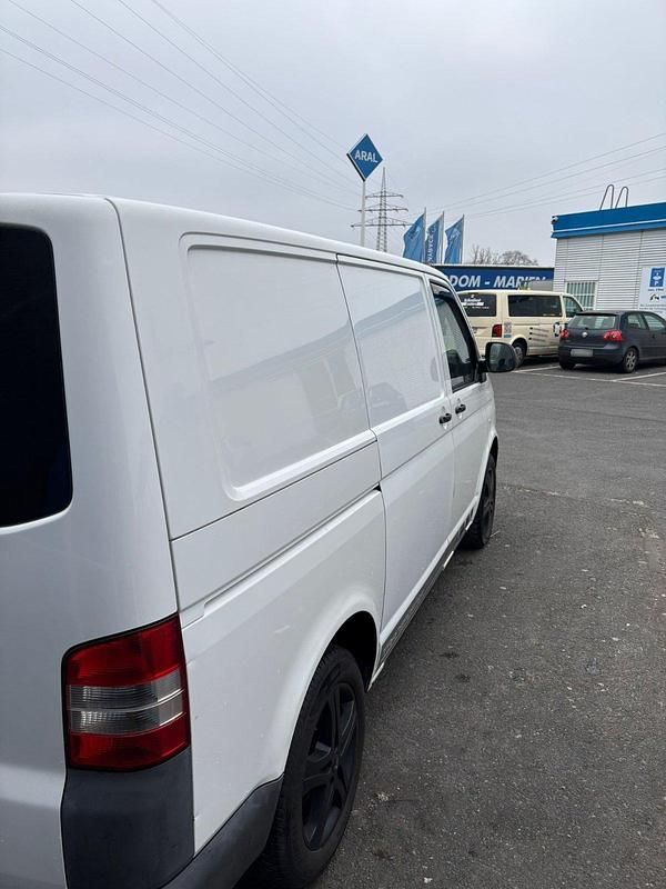 Gebraucht VW Transporter 140 PS (102 kW) 2010 Weiß Van