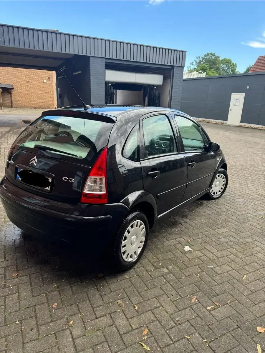 Gebraucht Citroën C3 60 PS (44 kW) 2007 Schwarz Kleinwagen