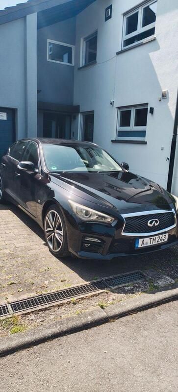 Schwarz Gebraucht 2014 Infiniti Q50 Sport Tech Limousine | 12.500 € (Fairer Preis) - Bild 1/4