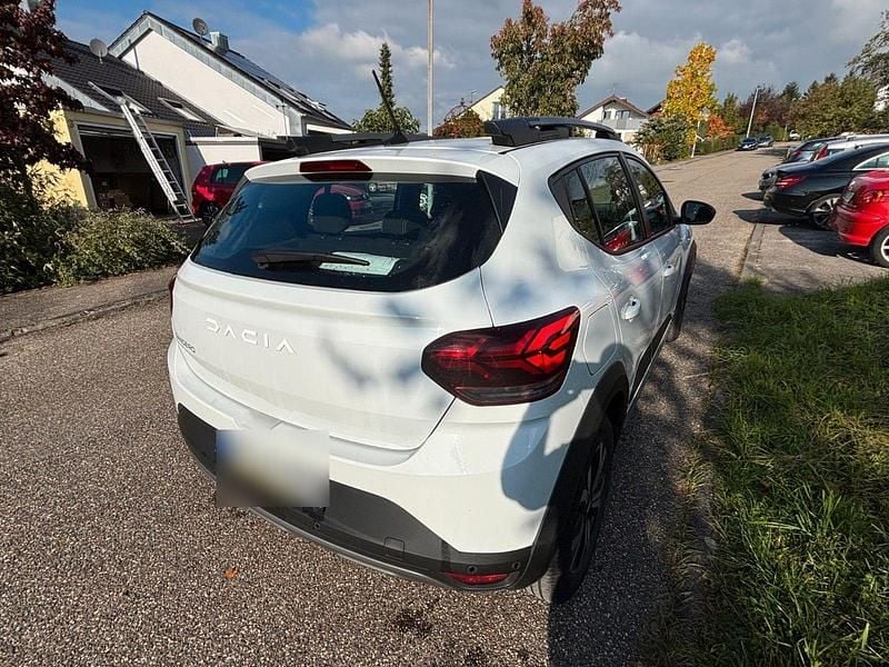 Gebraucht Dacia Sandero Expression 91 PS (66 kW) 2023 Weiß Kleinwagen