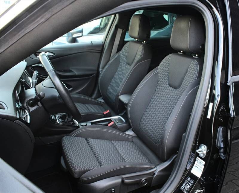 Gebraucht Opel Astra 150 PS (110 kW) 2018 Schwarz Limousine