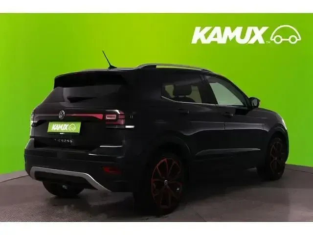 Gebraucht VW T-Cross Style 110 PS (80 kW) 2020 Deep black perleffekt SUV