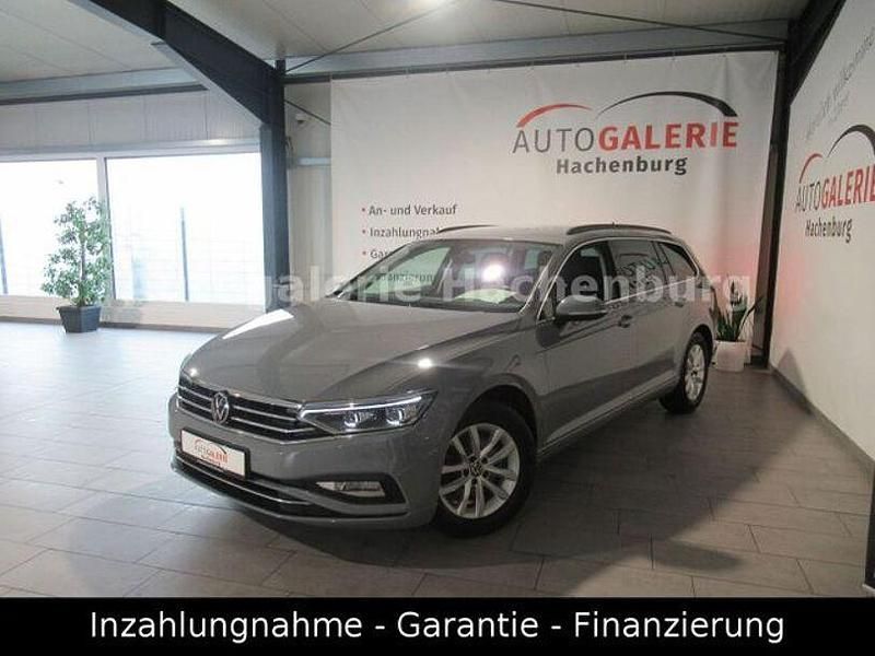Grau Gebraucht 2023 VW Passat Business Kombi | 23.390 € (Etwas zu teuer) - Bild 1/4