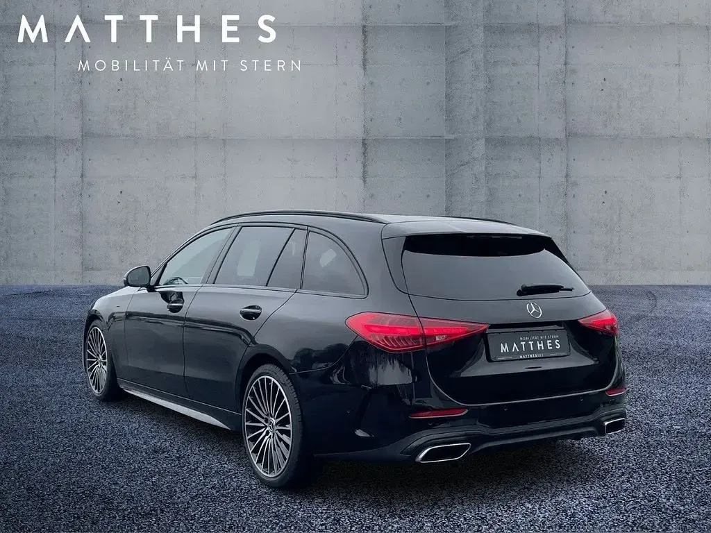 Gebraucht Mercedes C220 AMG 200 PS (147 kW) 2025 Schwarz Kombi