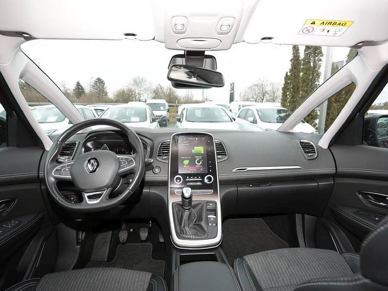 Gebraucht Renault Scenic E-Tech Intens 140 PS (102 kW) 2021 Rot npn + schwarz gne SUV