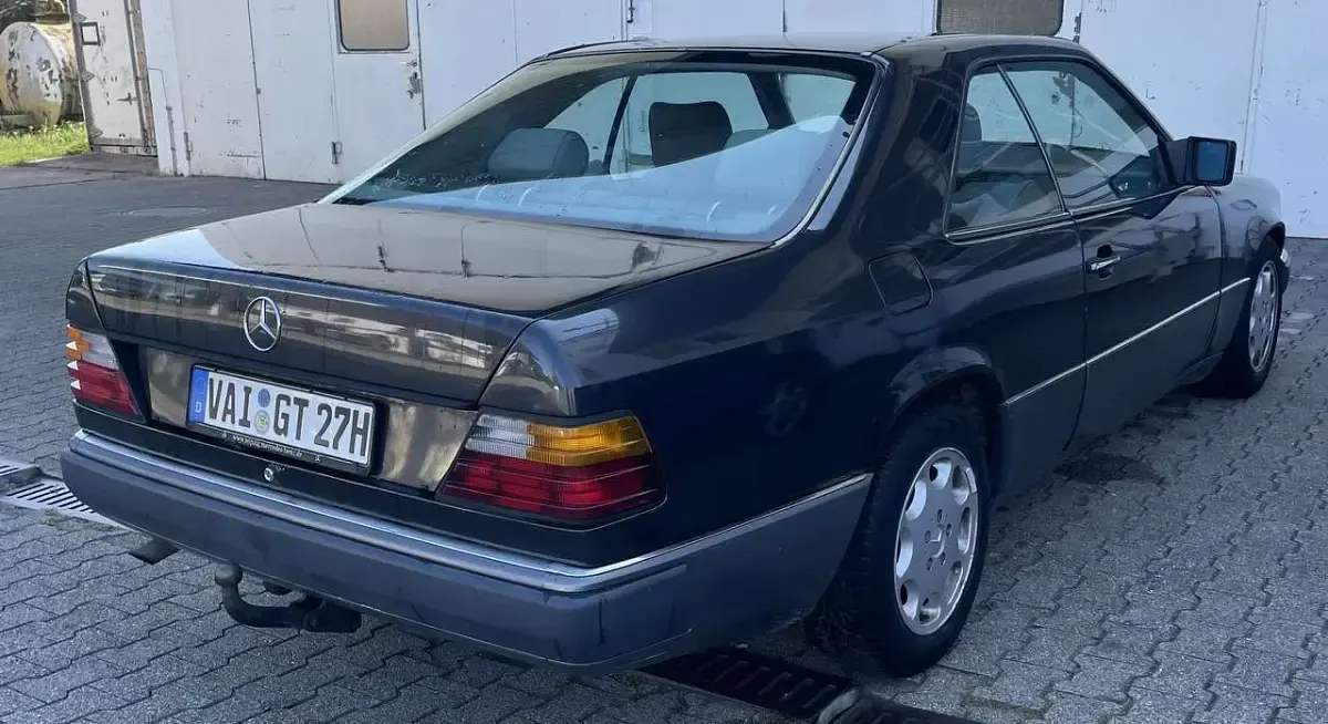Gebraucht Mercedes 230 133 PS (97 kW) 1990 Coupé