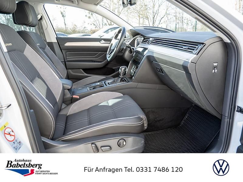 Gebraucht VW Passat Alltrack 200 PS (147 kW) 2023 Weiß Kombi