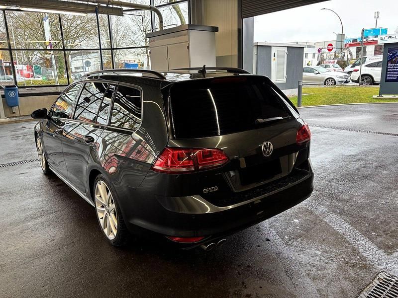 Gebraucht VW Golf VII GTD 184 PS (135 kW) 2016 Grau Kombi