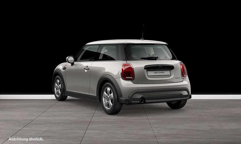Gebraucht Mini Cooper Hatch 136 PS (100 kW) 2023 Melting silver iii Kleinwagen