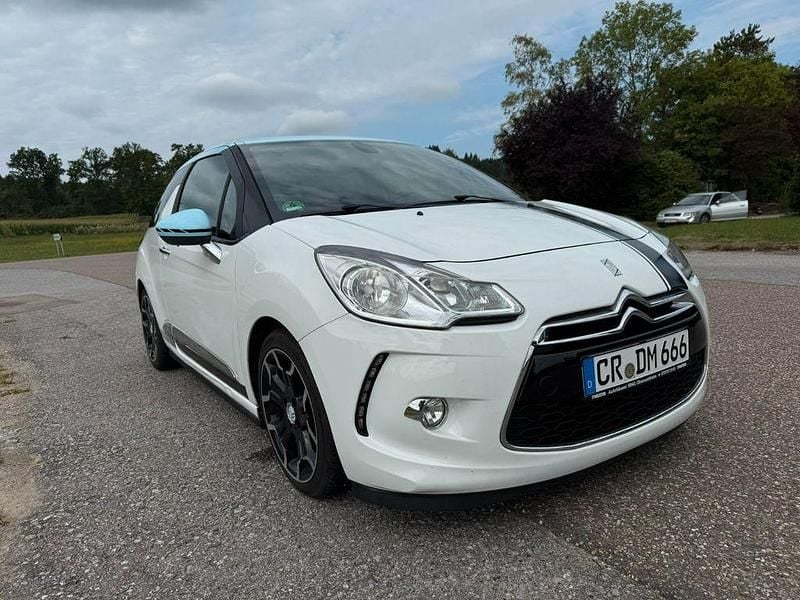 Gebraucht Citroën DS3 Sport Chic 156 PS (114 kW) 2010 Weiß Kleinwagen