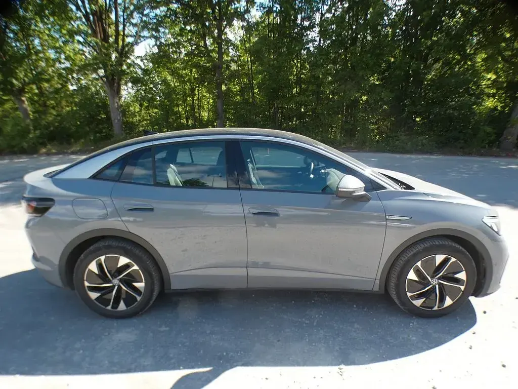 Gebraucht VW ID.5 Pro Performance 150 kW (204 PS) 2023 Mondsteingrau SUV