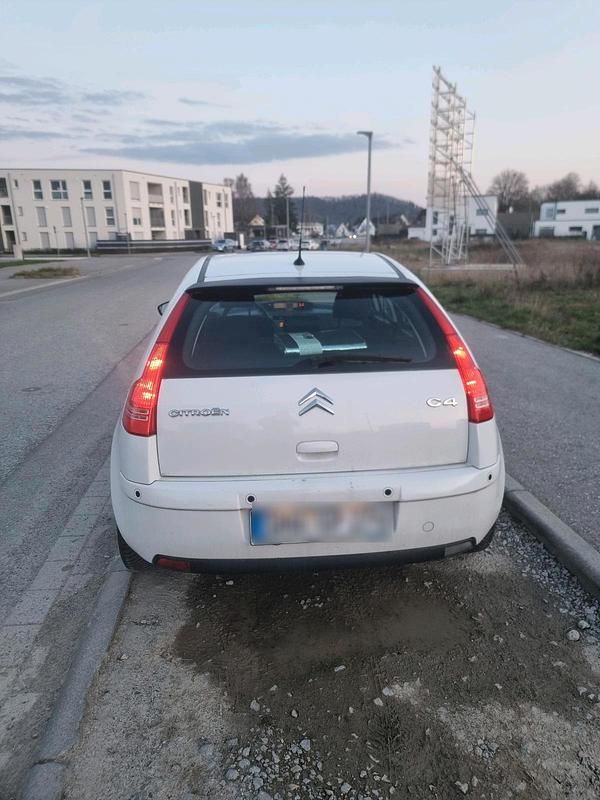 Gebraucht Citroën C4 120 PS (88 kW) 2010 Weiß Limousine
