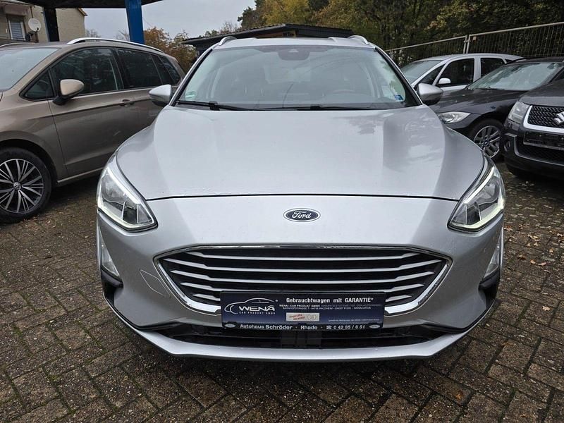 Gebraucht Ford Focus 120 PS (88 kW) 2019 Polarsilber metallic Kombi