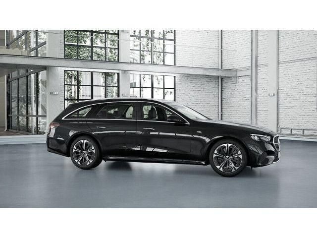 Second-hand Mercedes E300 Avantgarde 313 CP (230 kW) 2025 Negru Berlinǎ