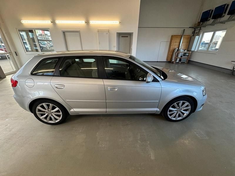 Gebraucht Audi A3 Sportback Ambition 125 PS (91 kW) 2010 Grau Kleinwagen