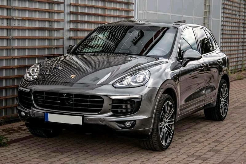 Gebraucht Porsche Cayenne 262 PS (192 kW) 2015 Grau SUV