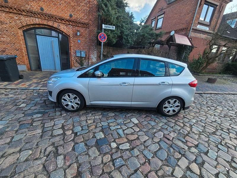 Gebraucht Ford C-MAX Trend 116 PS (85 kW) 2011 Silber Van / Kleinbus