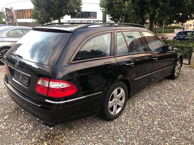 Gebraucht Mercedes E320 Avantgarde 224 PS (164 kW) 2003 Schwarz Kombi