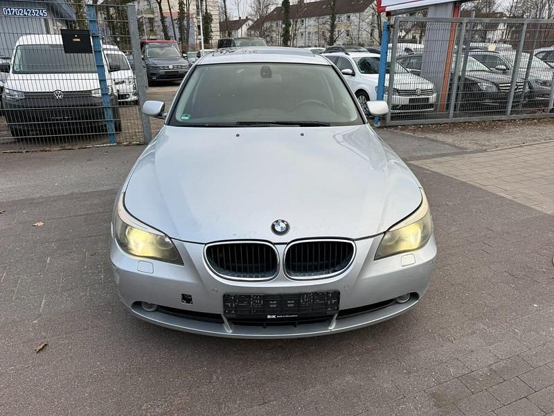 Gebraucht BMW 520 2004 Silber Limousine