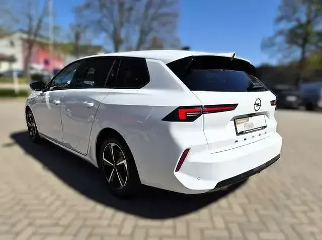 Gebraucht Opel Astra 131 PS (96 kW) 2024 Weiss Kleinwagen