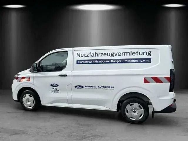 Weiß (frozen white) Gebraucht 2025 Ford Transit Custom Kleinwagen | 33.990 € (Superpreis) - Bild 1/4