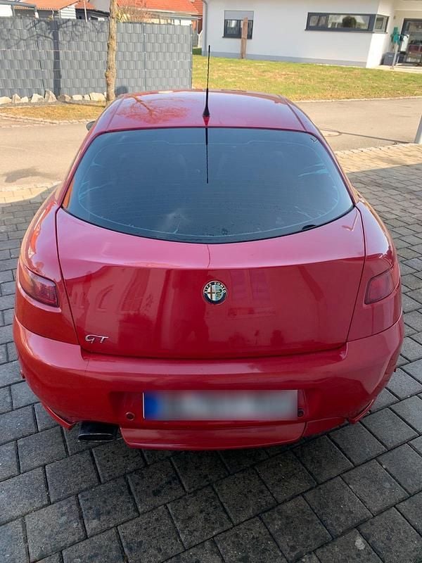 Gebraucht Alfa Romeo GT 150 PS (110 kW) 2006 Rot Coupé