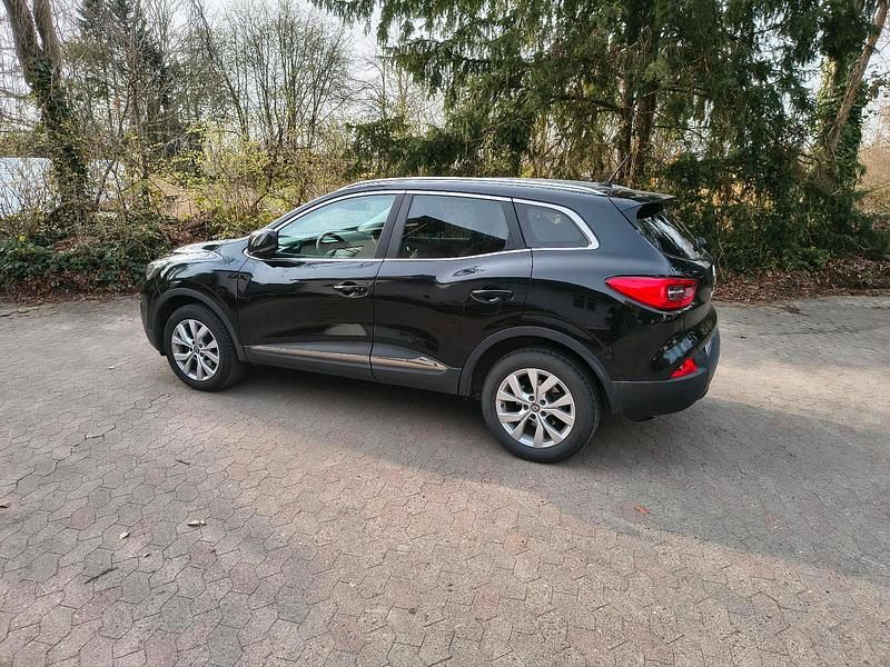 Gebraucht Renault Kadjar 130 PS (95 kW) 2018 Schwarz SUV