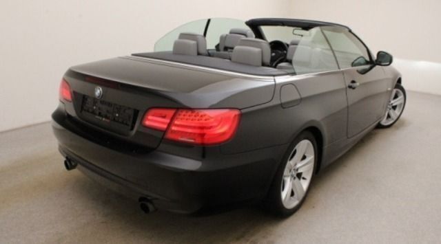 Gebraucht BMW 335 Cabriolet 306 PS (225 kW) 2013 Schwarz metallic Cabrio