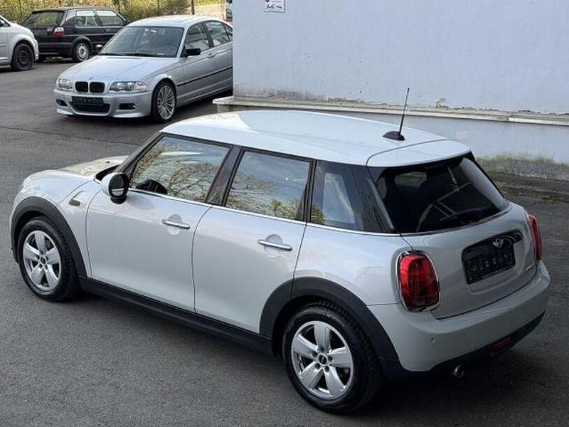 Gebraucht Mini Cooper Chili 136 PS (100 kW) 2018 Weiß Kleinwagen