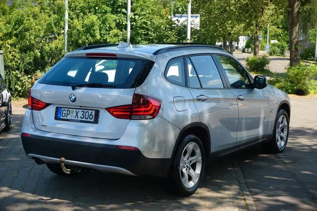 Gebraucht BMW X1 Sport Line 177 PS (130 kW) 2010 Silber SUV