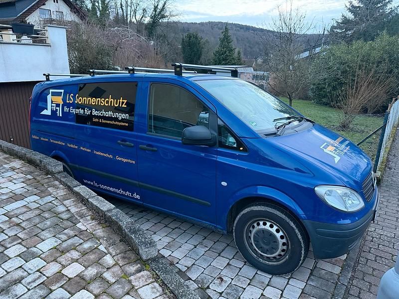 Gebraucht Mercedes Vito 150 PS (110 kW) 2010 Blau Van