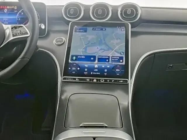 Gebraucht Mercedes C220 Avantgarde 200 PS (147 kW) 2024 Grau Kombi